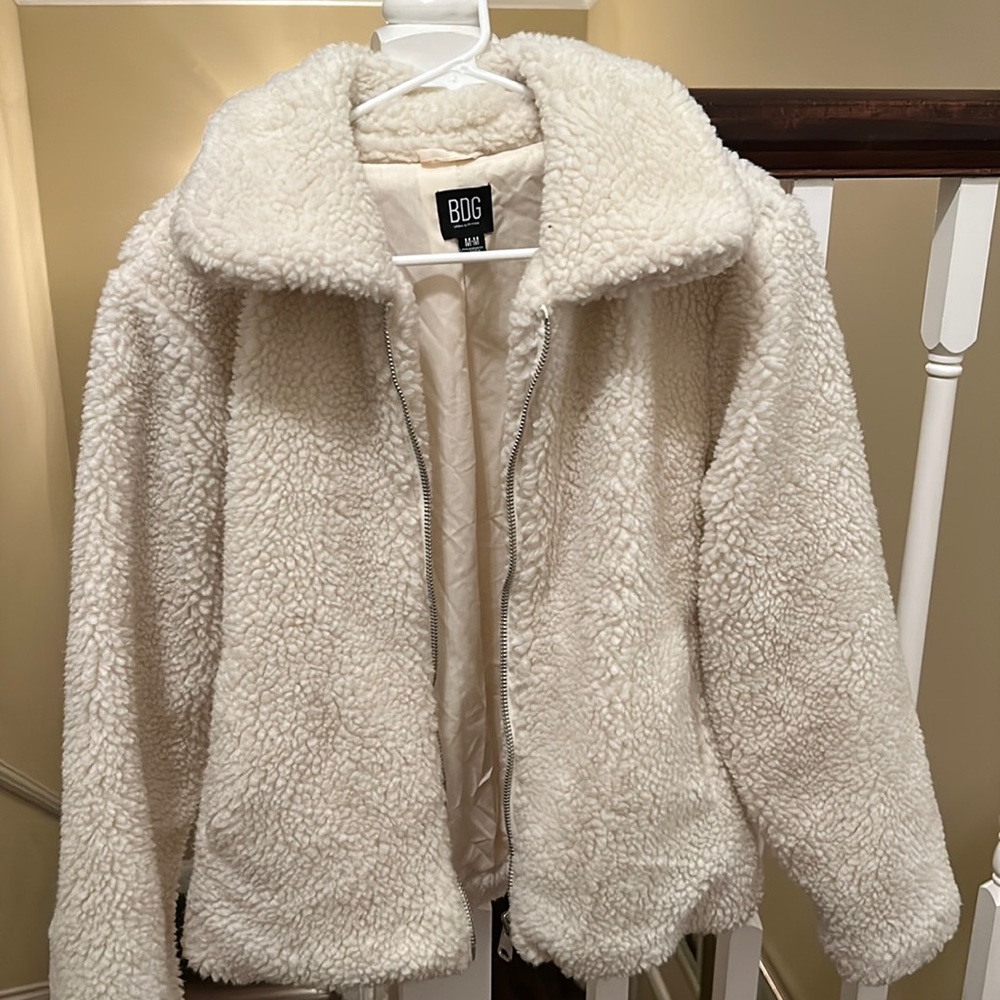 BDG fuzzy Sherpa jacket, cream, size medium